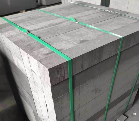 135 MPa Resistência à compressão Grafite isostático 100% carbono para EDM 910*310*310mm