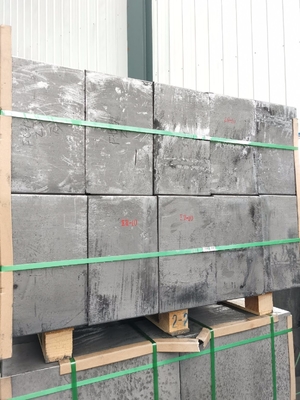 Bloco isostático de grafite com 100% de carbono e tamanho de grão de 10 microns