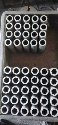 Moldes de grafite hexagonal redonda quadrada para fundição de tubos de barras de latão de acordo com o seu desenho