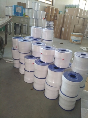 Embalagem em PTFE de grafite com cantos de fibra de Kevlar para atender às exigências do cliente