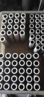 99% Densidade de carbono 1,85 g/cm3 Mofo de grafite revestido interior para fundição de latão/cobre