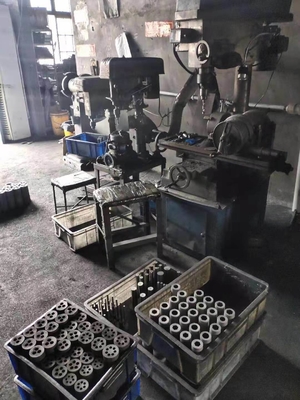 Moldes de moldagem de grafito personalizadas em preto