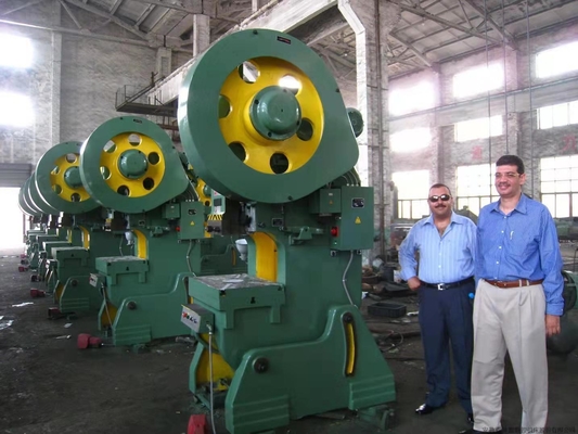 Mecânica de punção de latão/acessórios de ferro Máquina de forja Durável e durável
