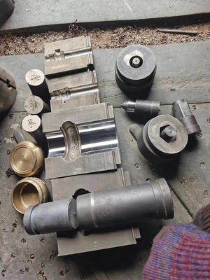 Mecânica de punção de latão/acessórios de ferro Máquina de forja Durável e durável