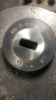 60.00cm * 35.00cm * 25.00cm Tamanho do pacote Tubos de Carbono de Tungstênio para Punches e Matrices