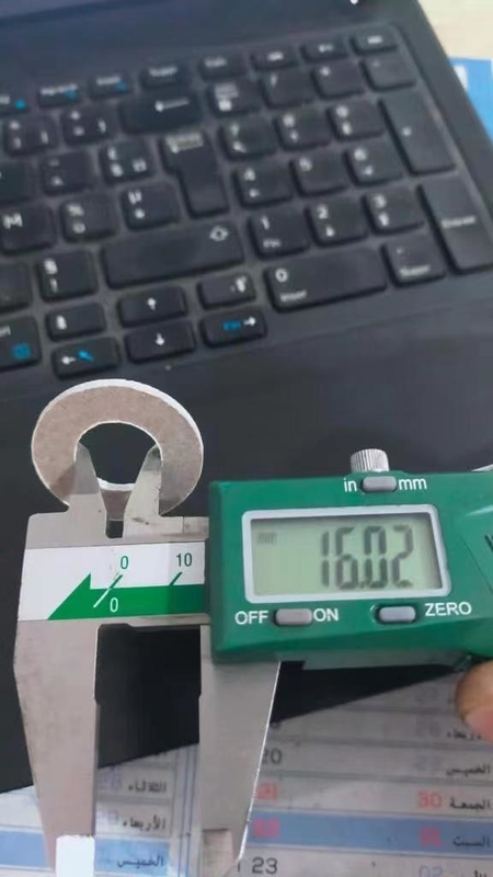Folha de mica de densidade média cor branca resistência à tração de primeiro grau 200n/mm2 1m*0.5m*2mm