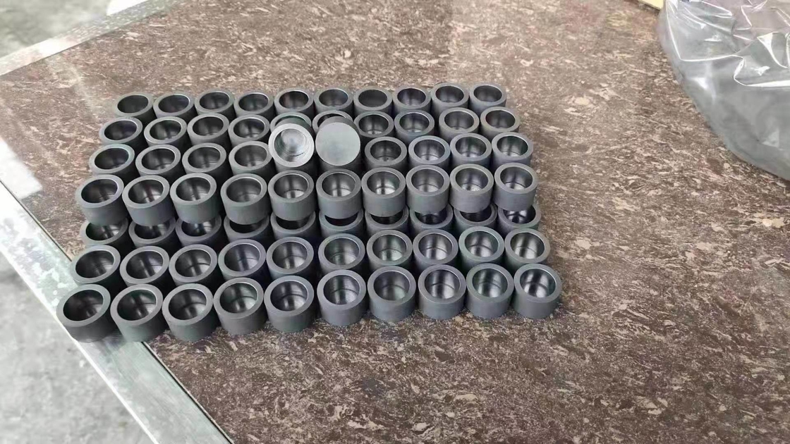 Molde de grafite de tamanho de grão fino para forno a vácuo Densidade a granel 1,91g e personalizável